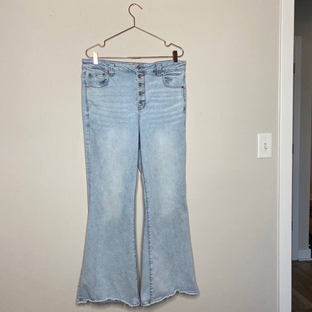 American Eagle Womens Jeans 16 Light Wash Super Hi Rise Flare Western Wide Leg